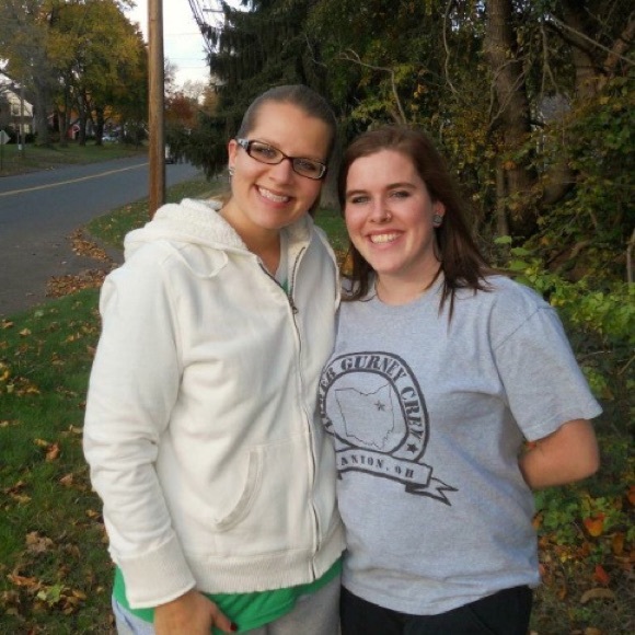 Meet your Poshers, Britta and Rachel - Picture 2 of 7